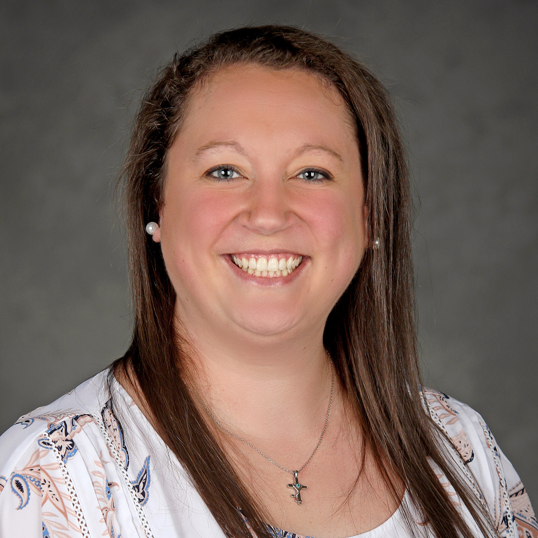 Headshot of Amanda Neuman